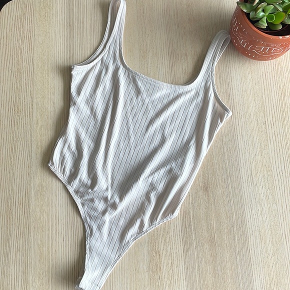 3/25 Saltwater Luxe Bodysuit - Picture 4 of 6